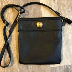 ✨Tommy Hilfiger crossbody✨
